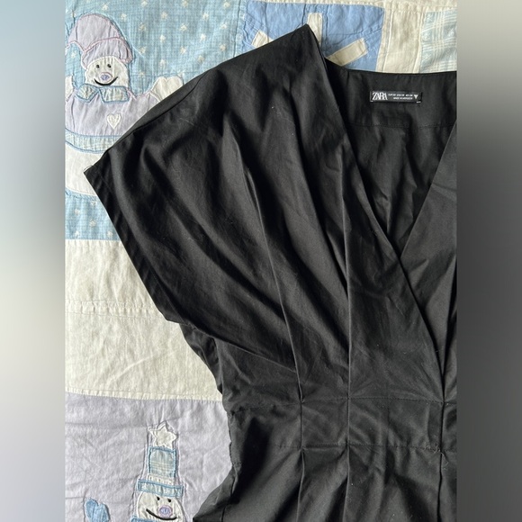 Zara Womens Black Minimalist V-Neck Poplin Sleeves Pleated Dress Size XS - Picture 4 of 16